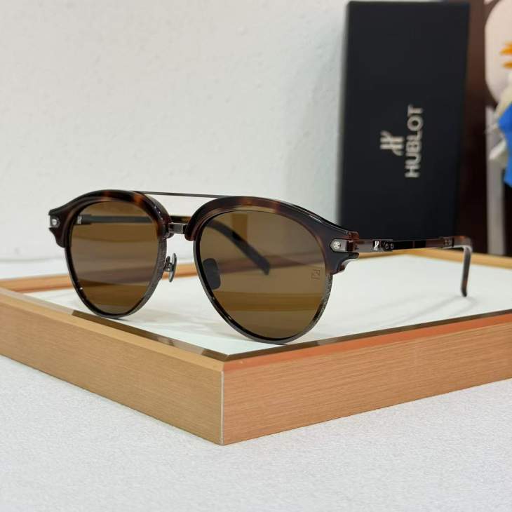 Picture of Hublot Sunglasses _SKUfw72123834fw